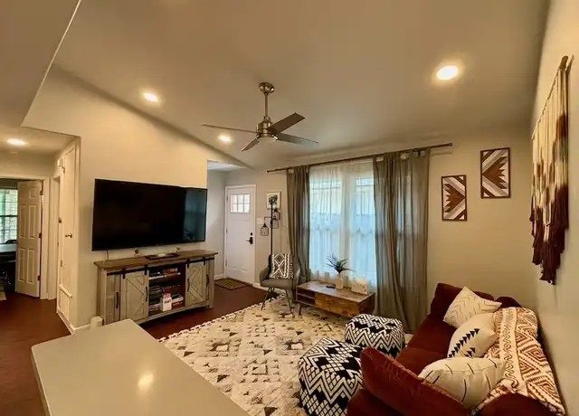 Property at 2412 Thornton Rd Unit B, Austin, TX, 78704, 3 beds, 2 baths, [object Object]