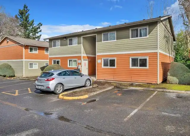 Property at 6039 N Fessenden St, Portland, OR, 97203, 2 beds, 1 bath, [object Object]