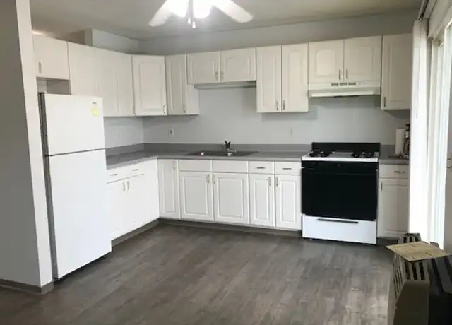 Property at 574 Skalkaho Hwy, Hamilton, MT, 59840, 1 bed, 1 bath, [object Object]