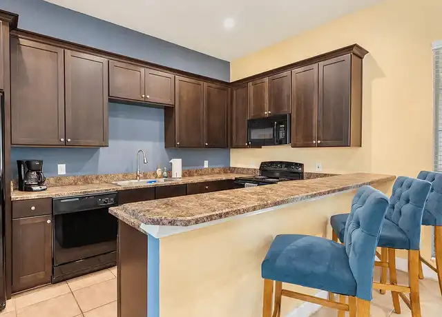 Property at Grande Court Apartments - 7610 Blanding Blvd, Jacksonville, FL, 32244, 2-3 beds, 2 baths, [object Object]