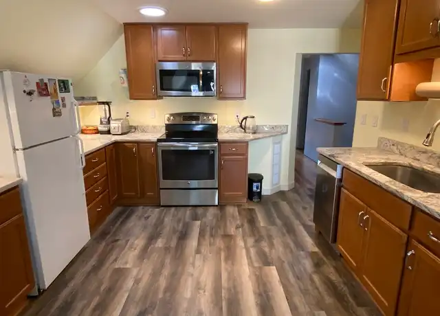 Property at 2818 Sommers Ave Unit 2, Madison, WI, 53704, 2 beds, 1 bath, [object Object]