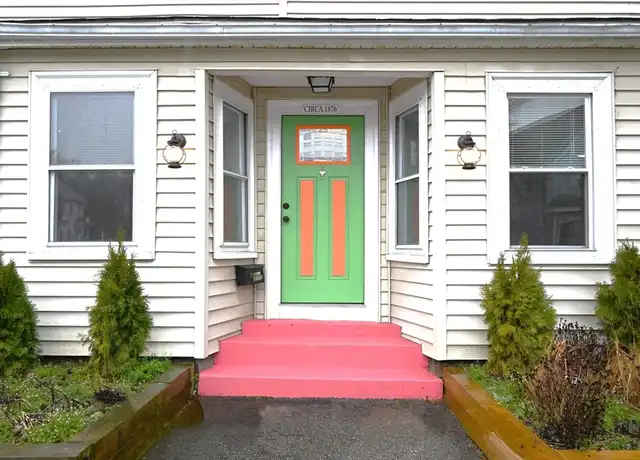 Property at 719 Main St, Weymouth, MA, 02190, 2 beds, 1 bath, [object Object]