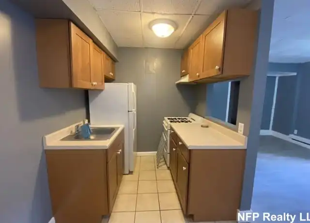 Property at 1064 Beacon St, Brookline, MA, 02446, 1 bed, 1 bath, [object Object]