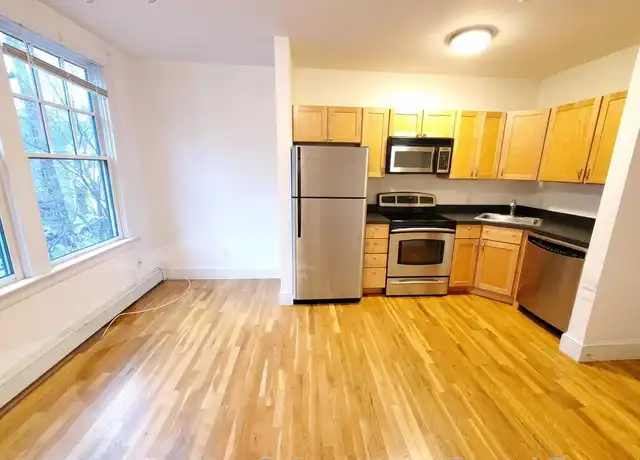 Property at 429 Norfolk St #10, Somerville, MA, 02143, 1 bed, 1 bath, [object Object]
