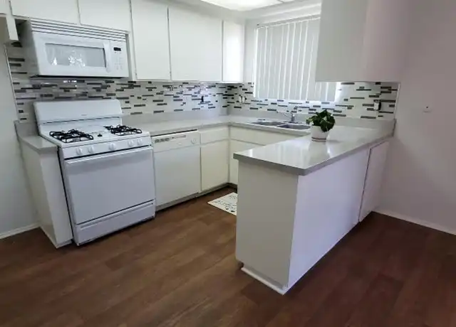Property at 14445 Red Hill Ave Unit R34, Tustin, CA, 92780, 2 beds, 2 baths, [object Object]