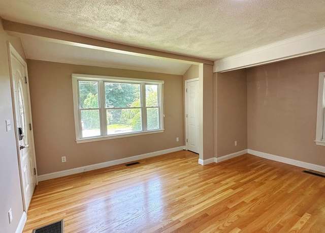 Photo of 14 French Ave, Wayland, MA 01778