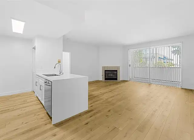 Property at 1175 E. Ocean Blvd - 1175 E Ocean Blvd, Long Beach, CA, 90802, 2 beds, 2 baths, [object Object]