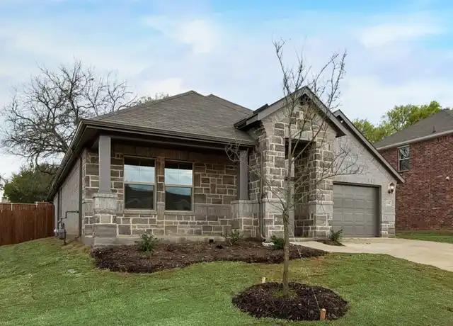 Property at 208 Briarwood Ln, Lake Dallas, TX, 75065, 3 beds, 2 baths, [object Object]