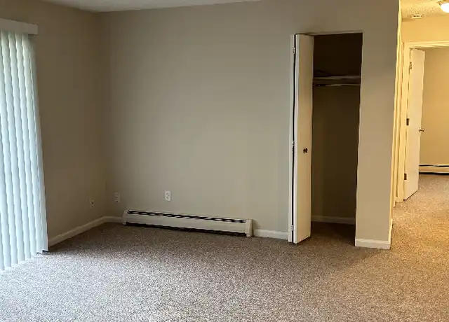 Property at 10000 S Westnedge Ave Unit 2B, Portage, MI, 49024, 2 beds, 1 bath, [object Object]