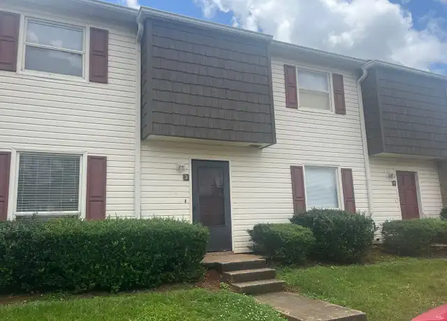 Property at 7901 Lake House Ln, Charlotte, NC, 28210, 3 beds, 2.5 baths, [object Object]