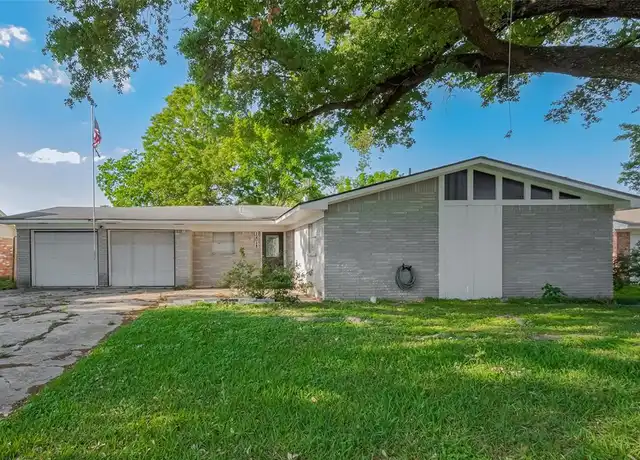 Property at 12018 Moonmist Dr, Houston, TX, 77072, 3 beds, 2 baths, [object Object]