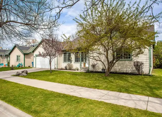 Property at 2860 Fleet St, Missoula, MT, 59808, 3 beds, 2 baths, [object Object]