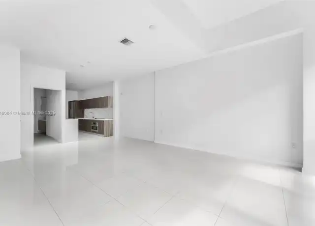 Property at 851 NE 1st Ave Unit 505, Miami, FL, 33132, 0 beds, 1 bath, [object Object]