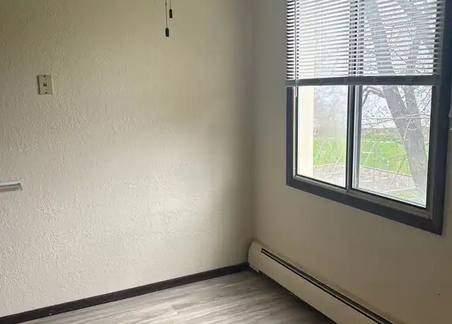 Property at 1179 N Shore Dr Unit 101, Forest Lake, MN, 55025, 1 bed, 1 bath, [object Object]