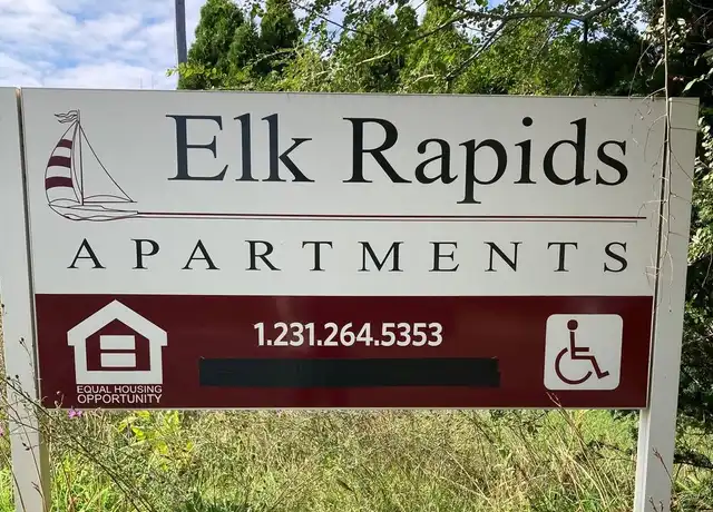 Property at 930 U.S. 31, Elk Rapids, MI, 49629, 3 beds, 1 bath, [object Object]