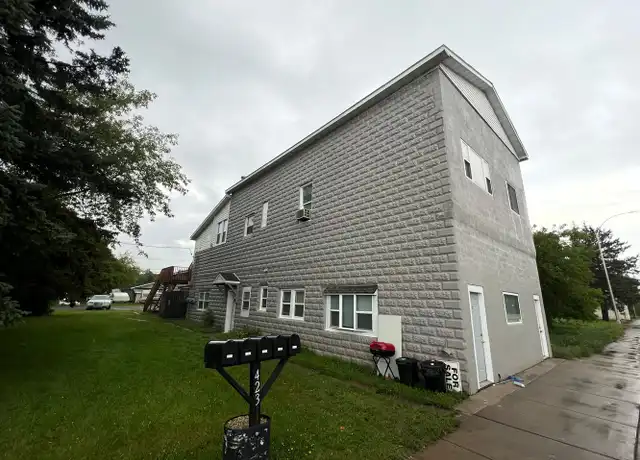 Property at 423 Commonwealth Ave Unit 2, Duluth, MN, 55808, 1 bed, 1 bath, [object Object]