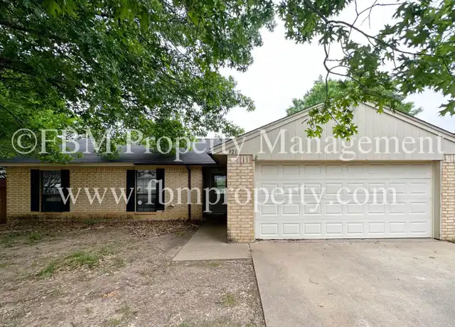 Property at 921 Park Place Blvd, Midlothian, TX, 76065, 3 beds, 2 baths, [object Object]