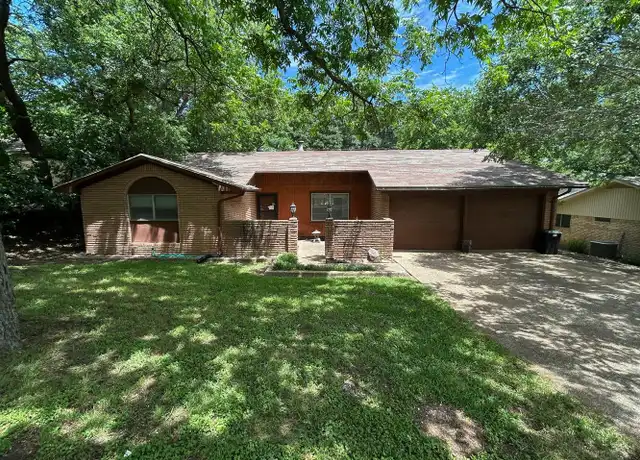 Property at 9601 Brookwood Cir, Woodway, TX, 76712, 3 beds, 2 baths, [object Object]