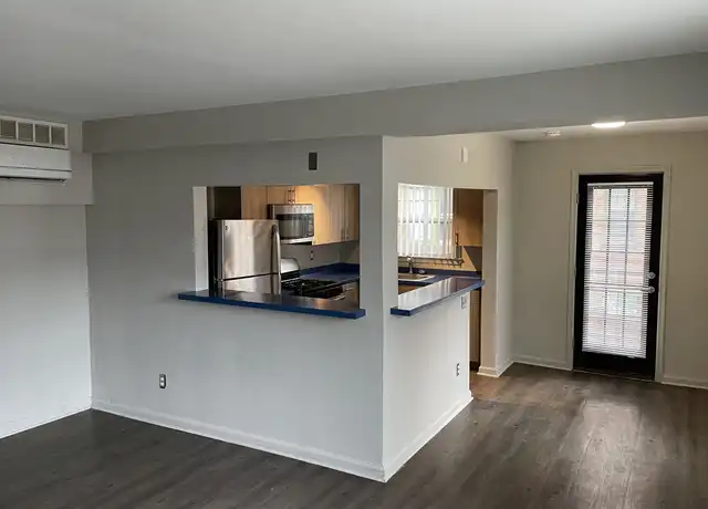 Property at 17765 Manderson Rd Unit 8, Highland Park, MI, 48203, 2 beds, 1 bath, [object Object]
