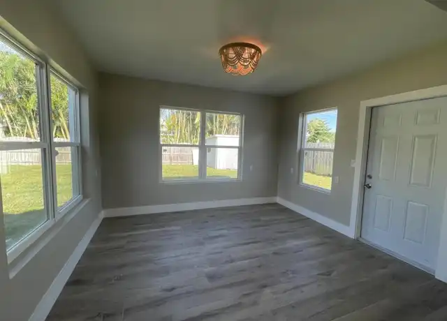 Property at 928 Lantana Ave, Clearwater Beach, FL, 33767, 3 beds, 2 baths, [object Object]