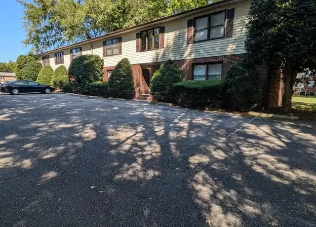 Property at 1251 Main Avenue Dr NW Unit 02, Hickory, NC, 28601, 1 bed, 1 bath, [object Object]