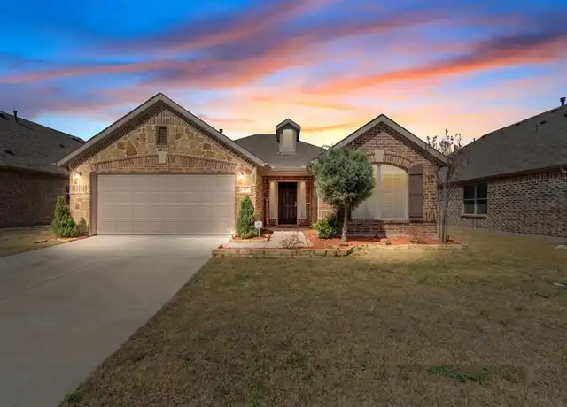 Property at 1813 Ranch Trail Rd, Aubrey, TX, 76227, 3 beds, 2 baths, [object Object]