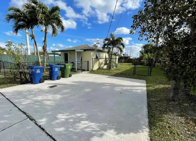 Property at 1016 NW 1st Ave, Hallandale Beach, FL, 33009, 2 beds, 1 bath, [object Object]