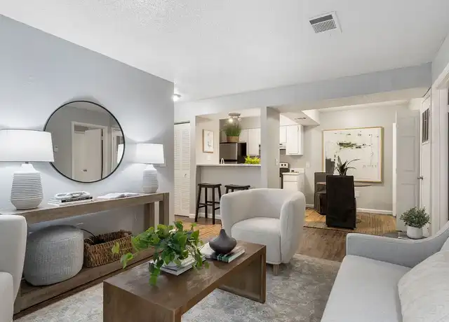 Property at Post Oak - 705 Ridgecrest Ct, Norman, OK, 73072, 1-2 bed, 1-2 bath, [object Object]