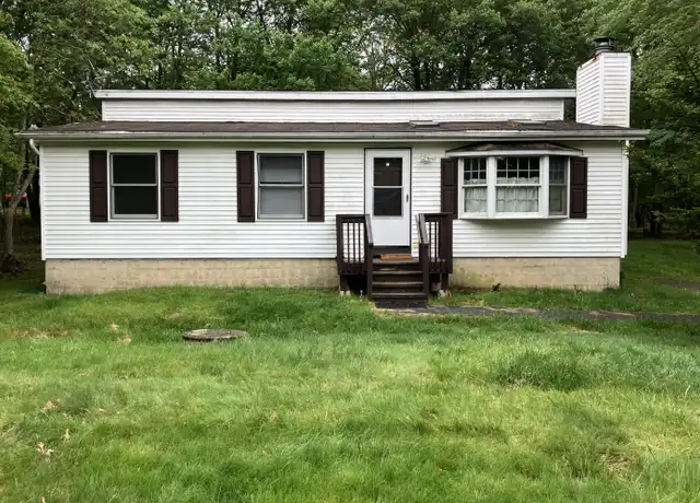 Property at 276 Mountain Rd, Albrightsville, PA, 18210, 3 beds, 1 bath, [object Object]