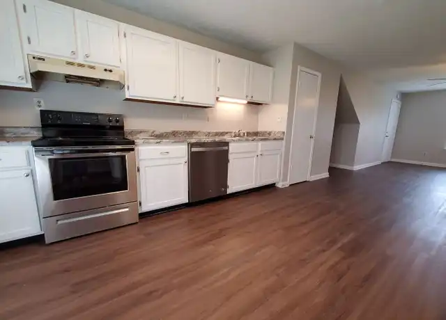 Property at 250 Moize Cut Off Rd Unit A, Jackson, TN, 38305, 2 beds, 1 bath, [object Object]