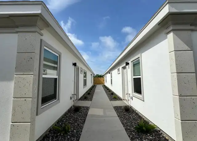 Property at 740 N Alamo Rd Unit 15, Edinburg, TX, 78542, 2 beds, 2 baths, [object Object]