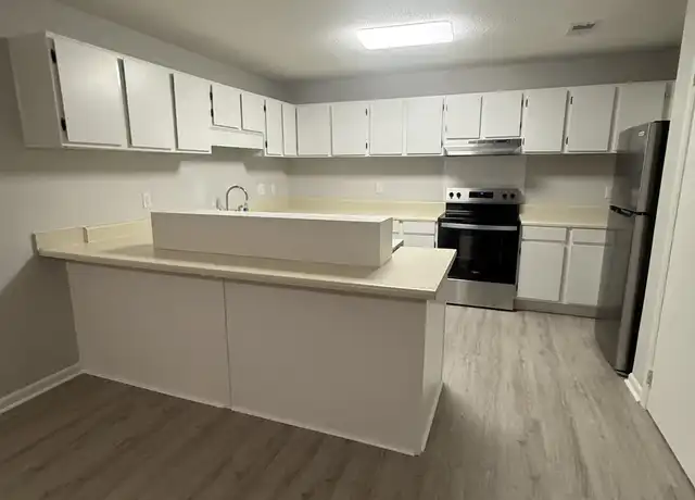 Property at 810 65th Ave N, Myrtle Beach, SC, 29572, 2 beds, 2 baths, [object Object]