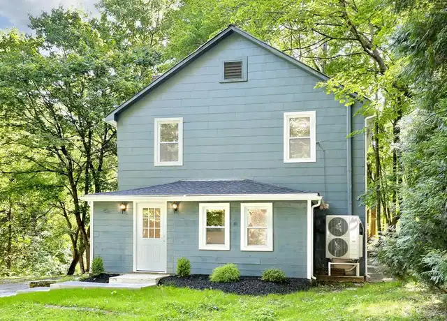 Property at 350 Old Post Rd, Marlboro, NY, 12542, 3 beds, 1.5 baths, [object Object]