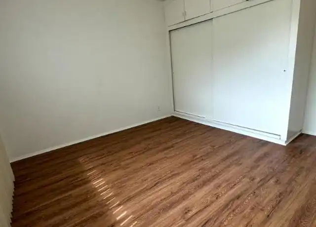 Property at 740 W Century Blvd, Los Angeles, CA, 90044, 1 bed, 1 bath, [object Object]