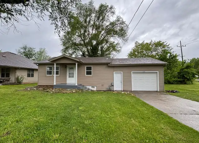 Property at 631 N Brown Ave, Springfield, MO, 65802, 2 beds, 1 bath, [object Object]