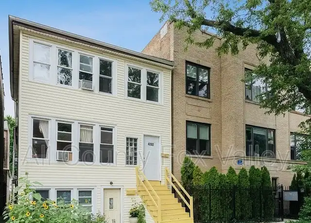 Property at 4202 N Sacramento Ave Unit 3, Chicago, IL, 60618, 2 beds, 1 bath, [object Object]