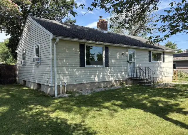 Property at 29 Carson Ave, Wethersfield, CT, 06109, 3 beds, 1 bath, [object Object]