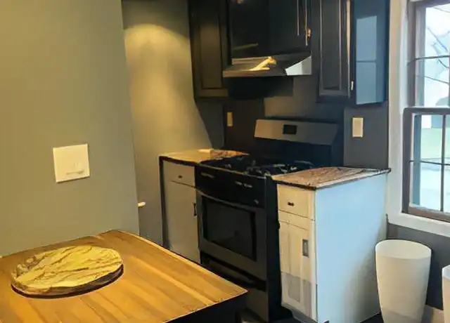 Property at 158 North St Unit 1, Weymouth, MA, 02191, 3 beds, 1 bath, [object Object]