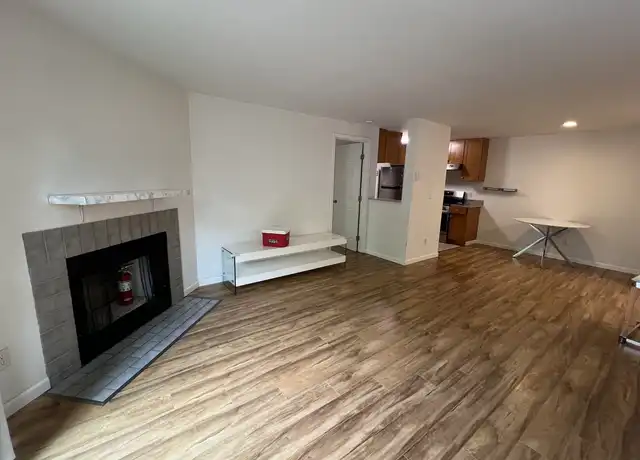 Property at 12607 SE 41st Pl Unit H203, Bellevue, WA, 98006, 2 beds, 2 baths, [object Object]