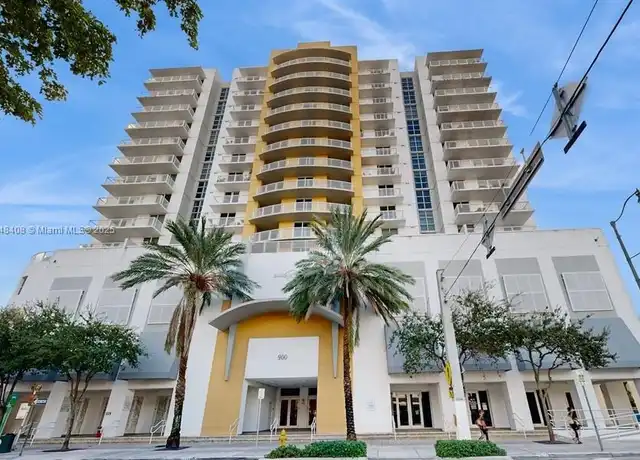 Property at 900 SW 8th St #605, Miami, FL, 33130, 1 bed, 1 bath, [object Object]