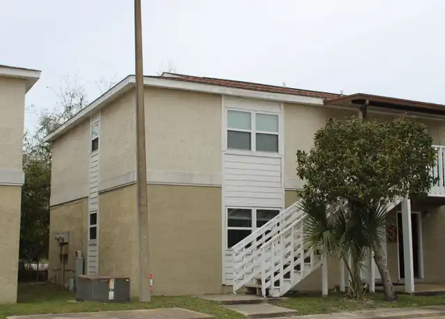 Property at 3914 E 11th St #103, Panama City, FL, 32404, 2 beds, 2 baths, [object Object]