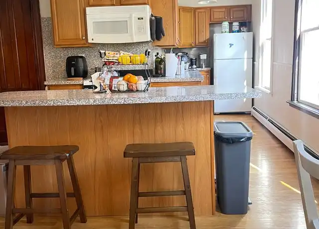 Property at 19 Pearl St, New Haven, CT, 06511, 2-3 beds, 1-2 bath, [object Object]