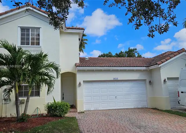 Property at 18715 SW 27th Ct, Miramar, FL, 33029, 3 beds, 3 baths, [object Object]