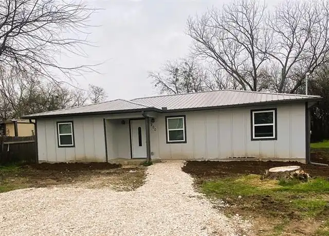 Property at 200 N Kerr St, Blooming Grove, TX, 76626, 3 beds, 2 baths, [object Object]