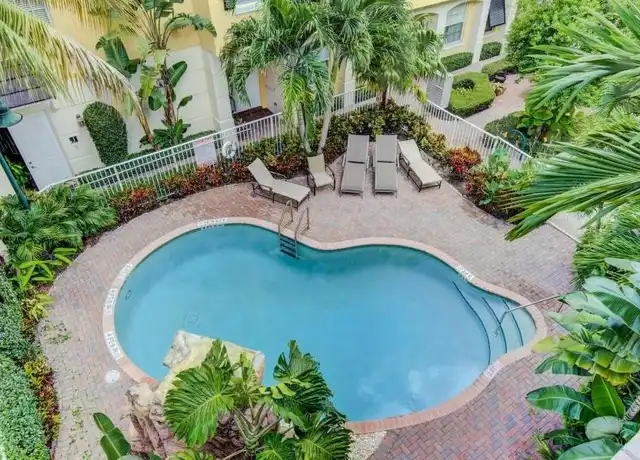Property at 285 SE 6th Ave Unit D, Delray Beach, FL, 33483, 3 beds, 4 baths, [object Object]