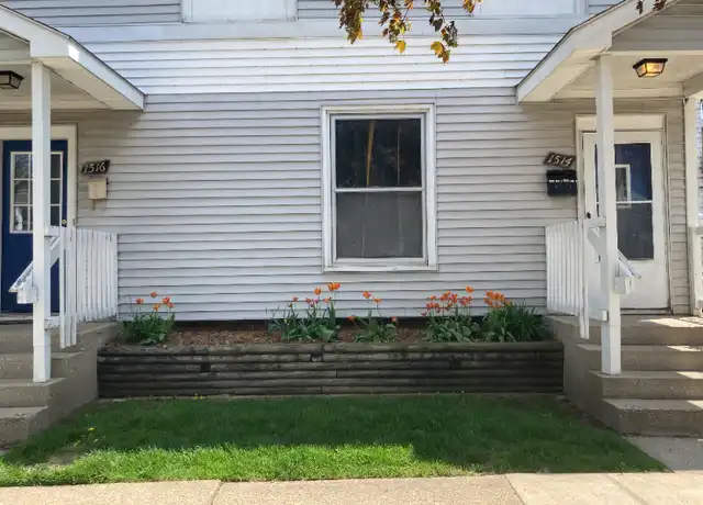 Property at 1514 Coit Ave NE Unit 1514-1, Grand Rapids, MI, 49505, 2 beds, 1.5 baths, [object Object]
