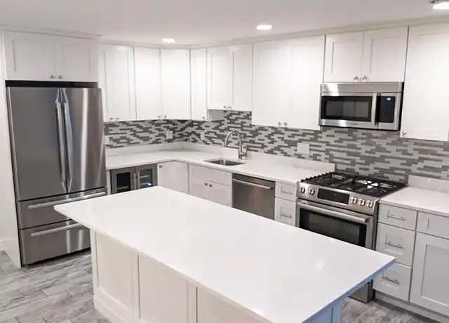 Property at 142 Pleasant St #11, Winthrop, MA, 02152, 2 beds, 1.5 baths, [object Object]