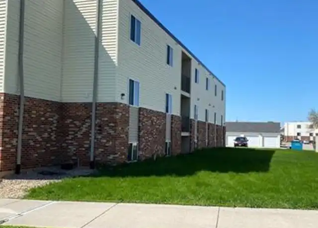 Property at 3015 20th St S Unit 204, Moorhead, MN, 56560, 1 bed, 1 bath, [object Object]