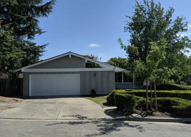 Property at 909 Crellin Rd, Pleasanton, CA, 94566, 4 beds, 2 baths, [object Object]