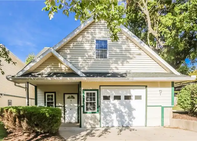 Property at 2430 Wilson Ave, Leavenworth, KS, 66048, 3 beds, 2 baths, [object Object]